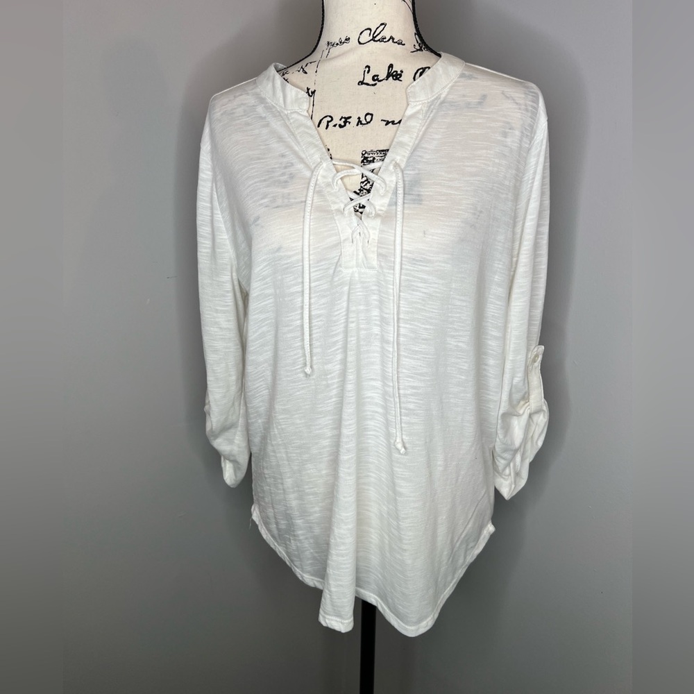 Absolutely Famous | White Top